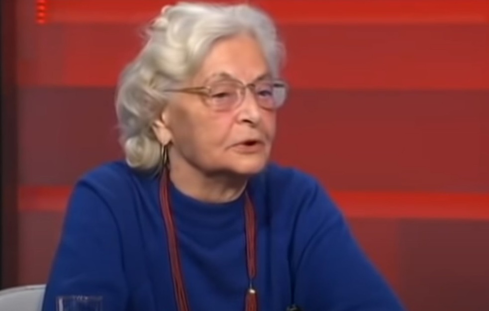 DR ANA GLIGIĆ OTKRILA JE DA JE NAJVEĆI SPAS U VAKCINAMA: 'Ako je nestala <span style='color:red;'><b>ebola</b></span>, nestaće i korona'! 


